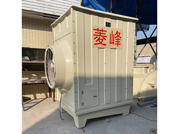 闡述側出風冷卻塔核心工作原理是什么？的圖片